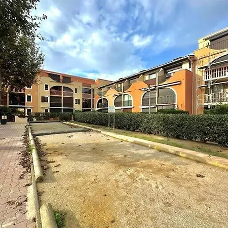 Apartamento 121 *